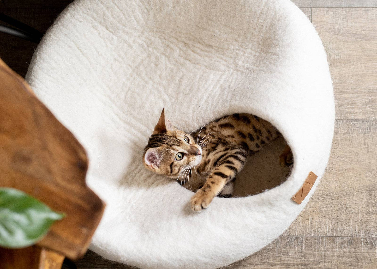 Wool Cat Cave Bed - Snow White