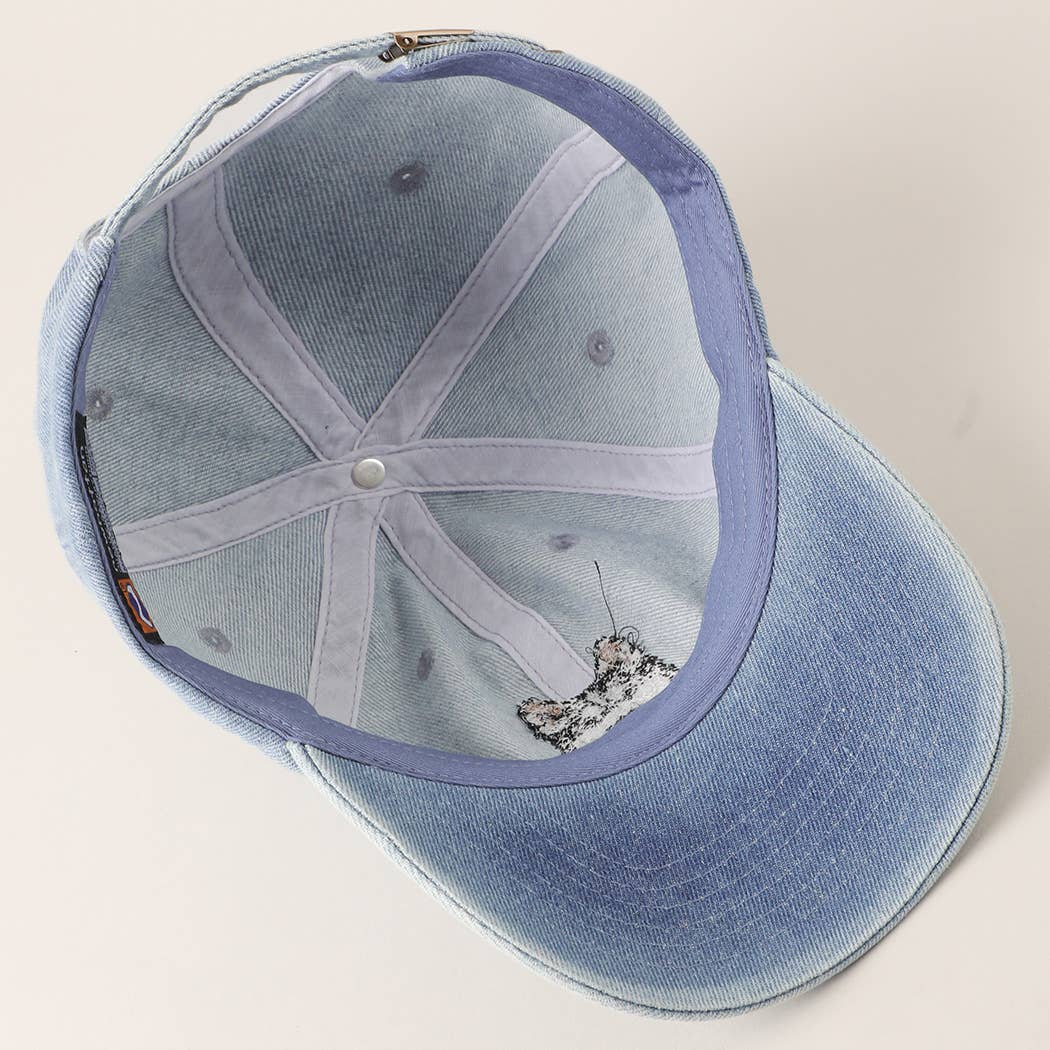 Siberian Husky Embroidered Denim Baseball Cap: LIGHT BLUE / One Size