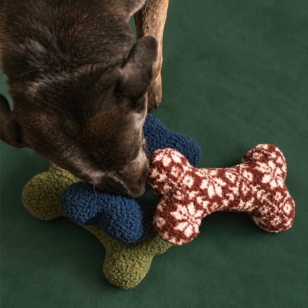THE SHERPA BONE DOG TOY: Forest Green