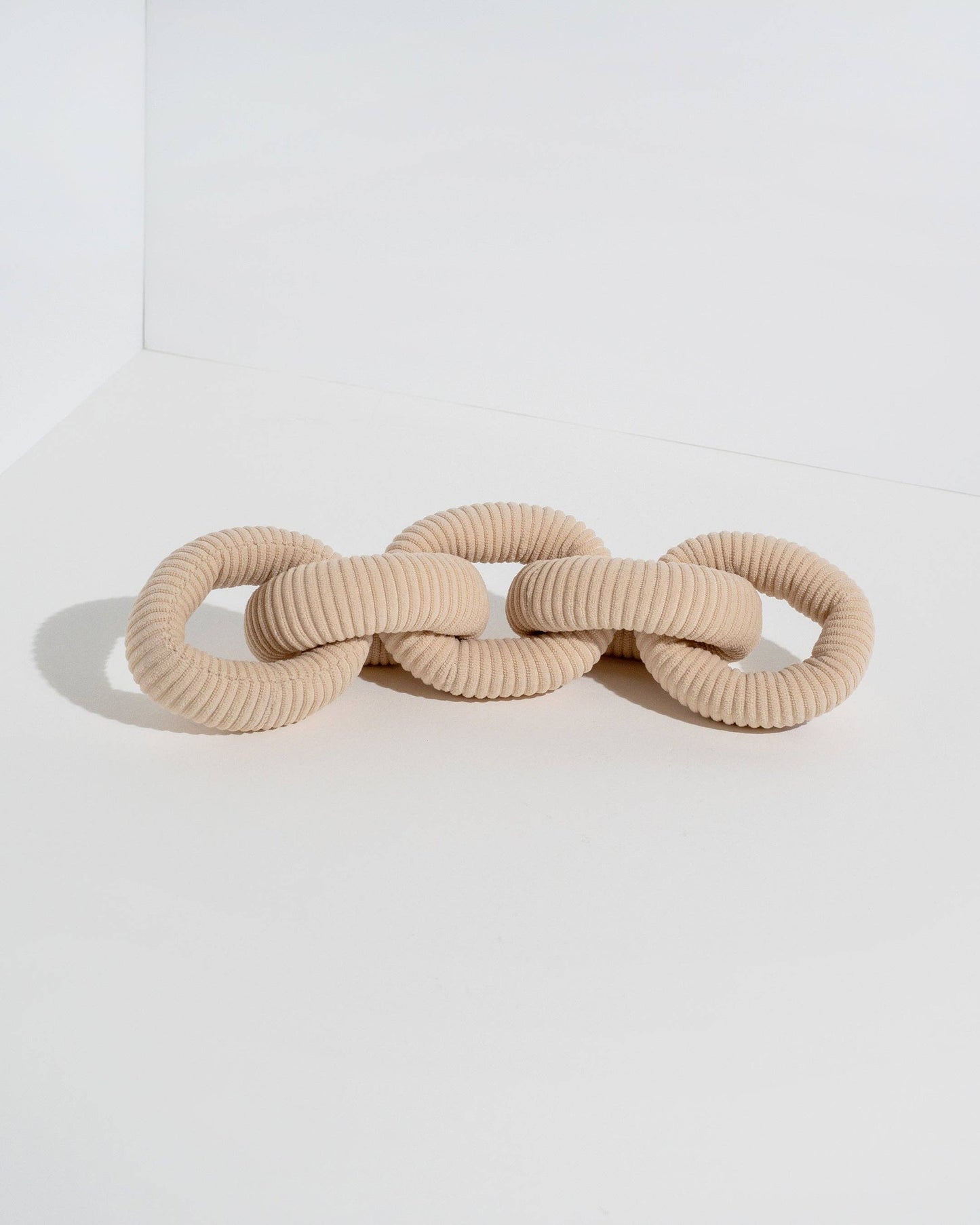 Many Links Plush Toy